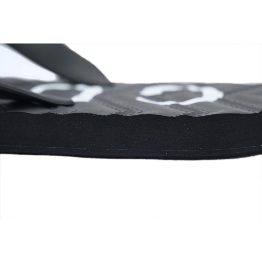 Gucci Flip Flops Logo Bottom Black
