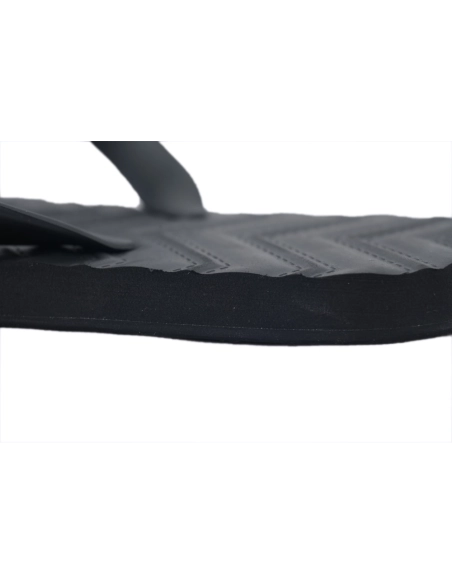 Gucci Flip Flops Black