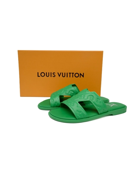 Louis Vuitton Oasis Green Embossing 1ACHKF