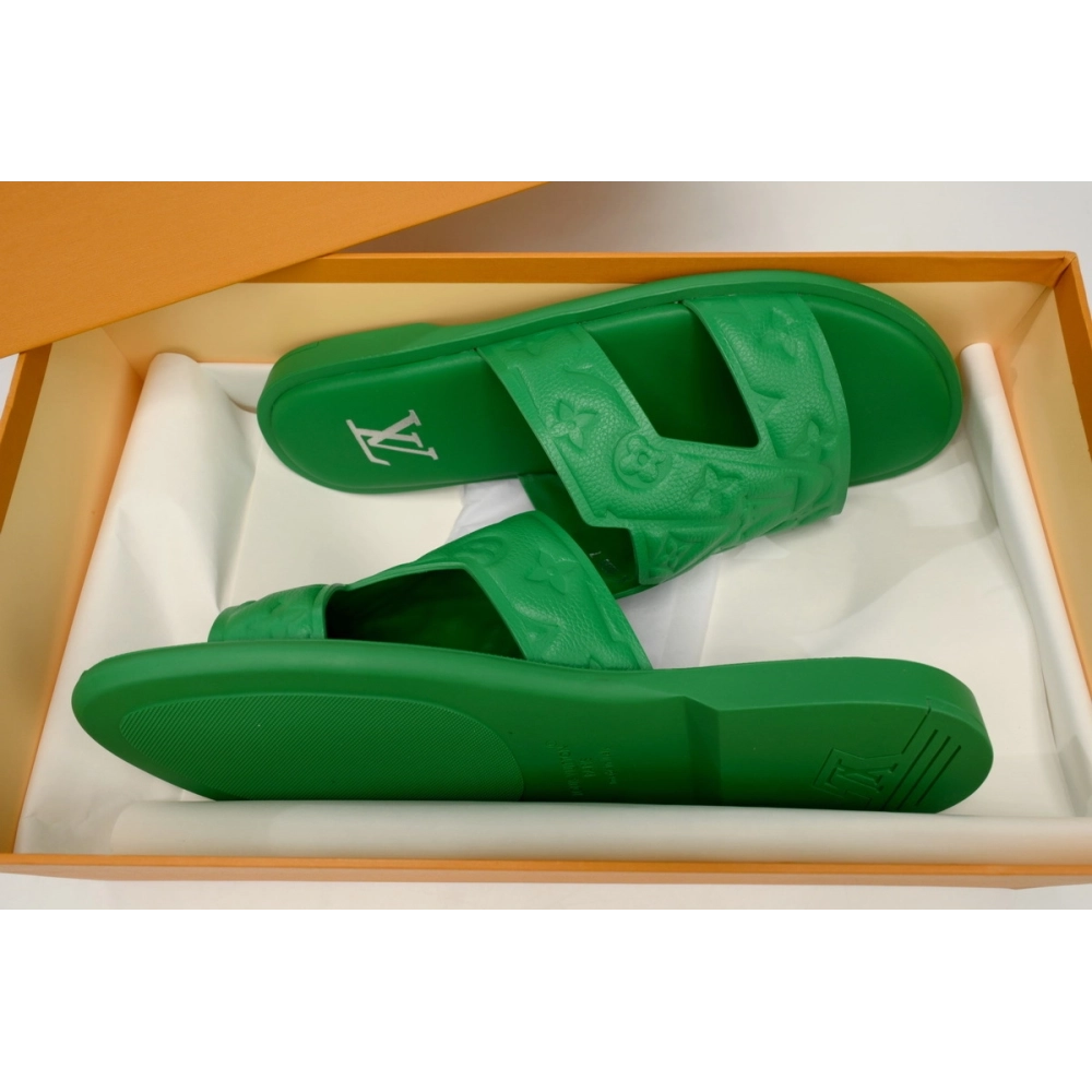 Louis Vuitton Oasis Green Embossing 1ACHKF