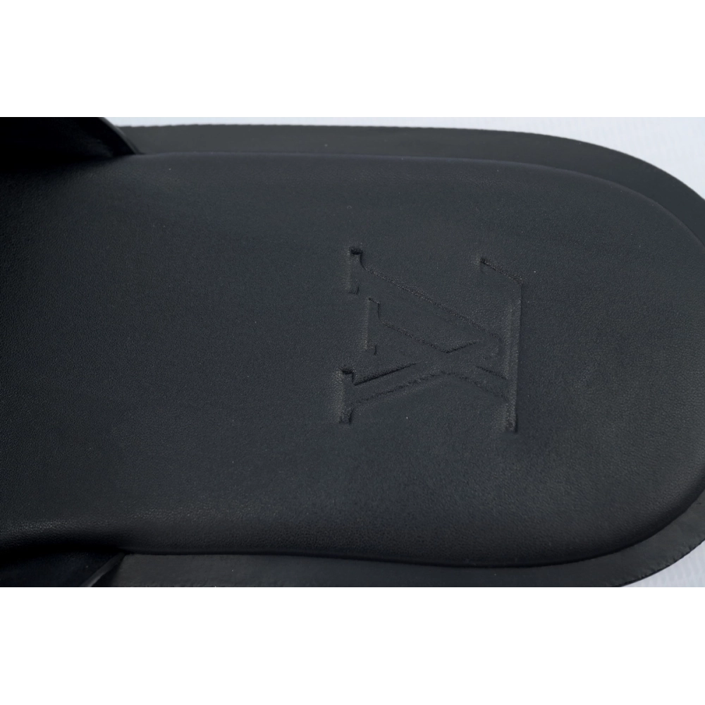 Louis Vuitton Oasis Black Cloth