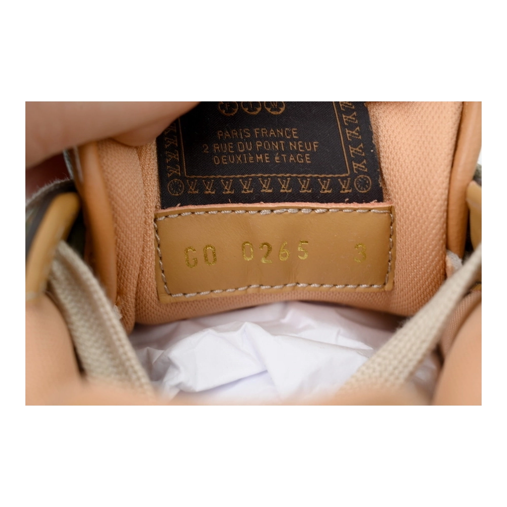 LV BUTTERSOFT Sneaker Lambskin/Plain Calf x Nigo Dark Green