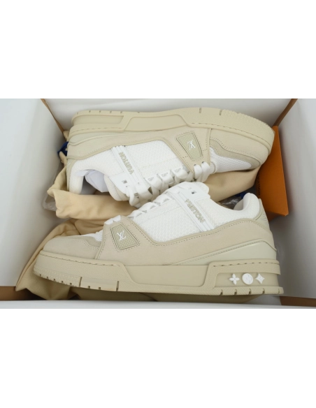 Louis Vuitton Trainer Beige