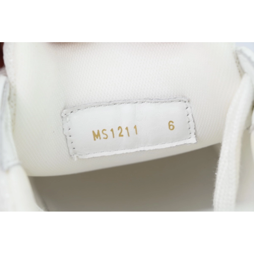 Louis Vuitton Trainer Beige