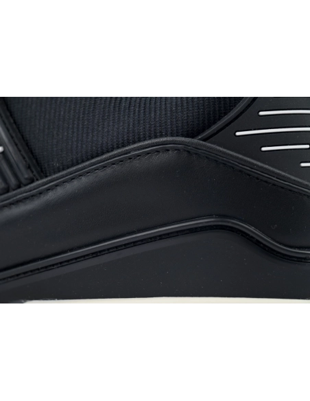 Louis Vuitton Trainer Black Skin And White Background