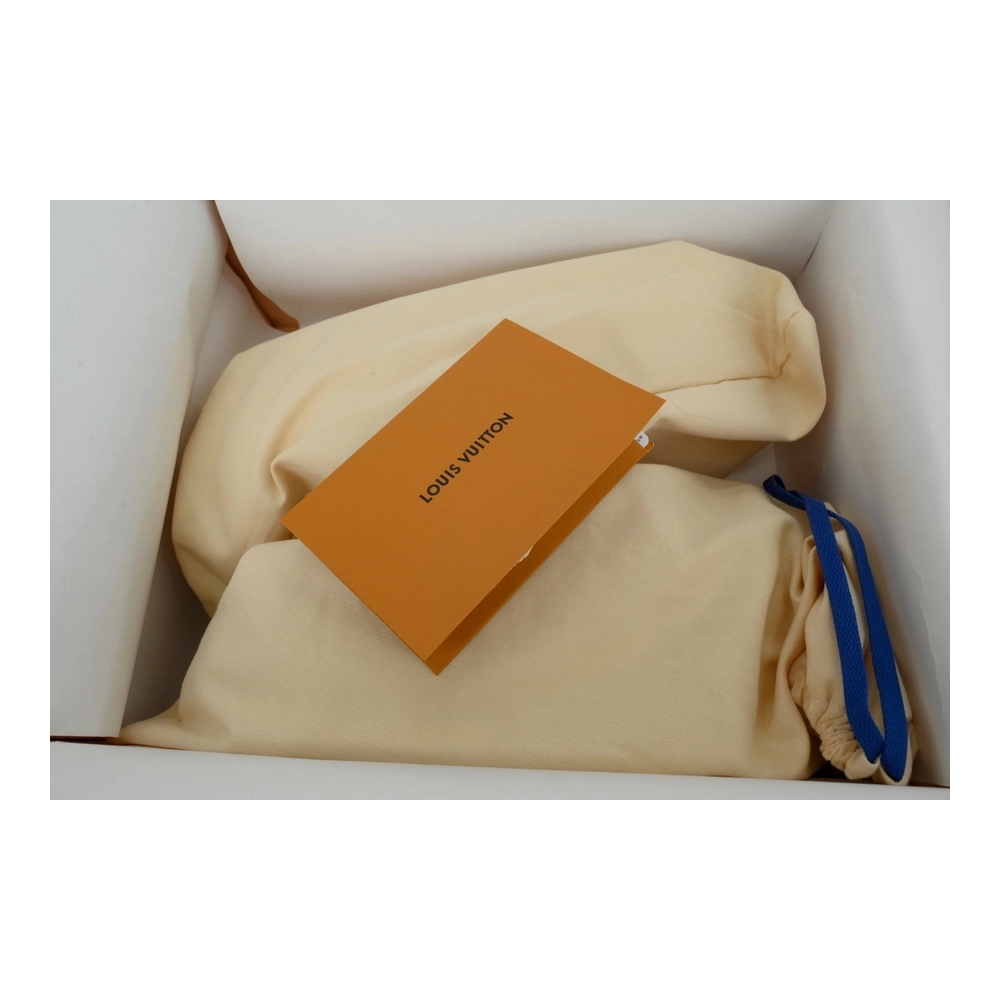 LV BUTTERSOFT Sneaker Lambskin/Plain Calf x Nigo Beige