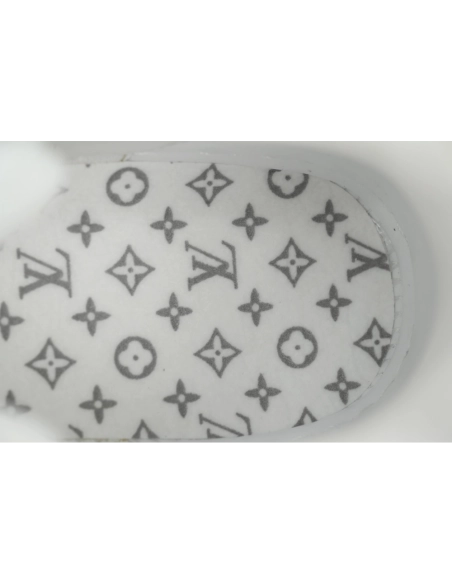Louis Vuitton Trainer White Lychee Lacquer Skin