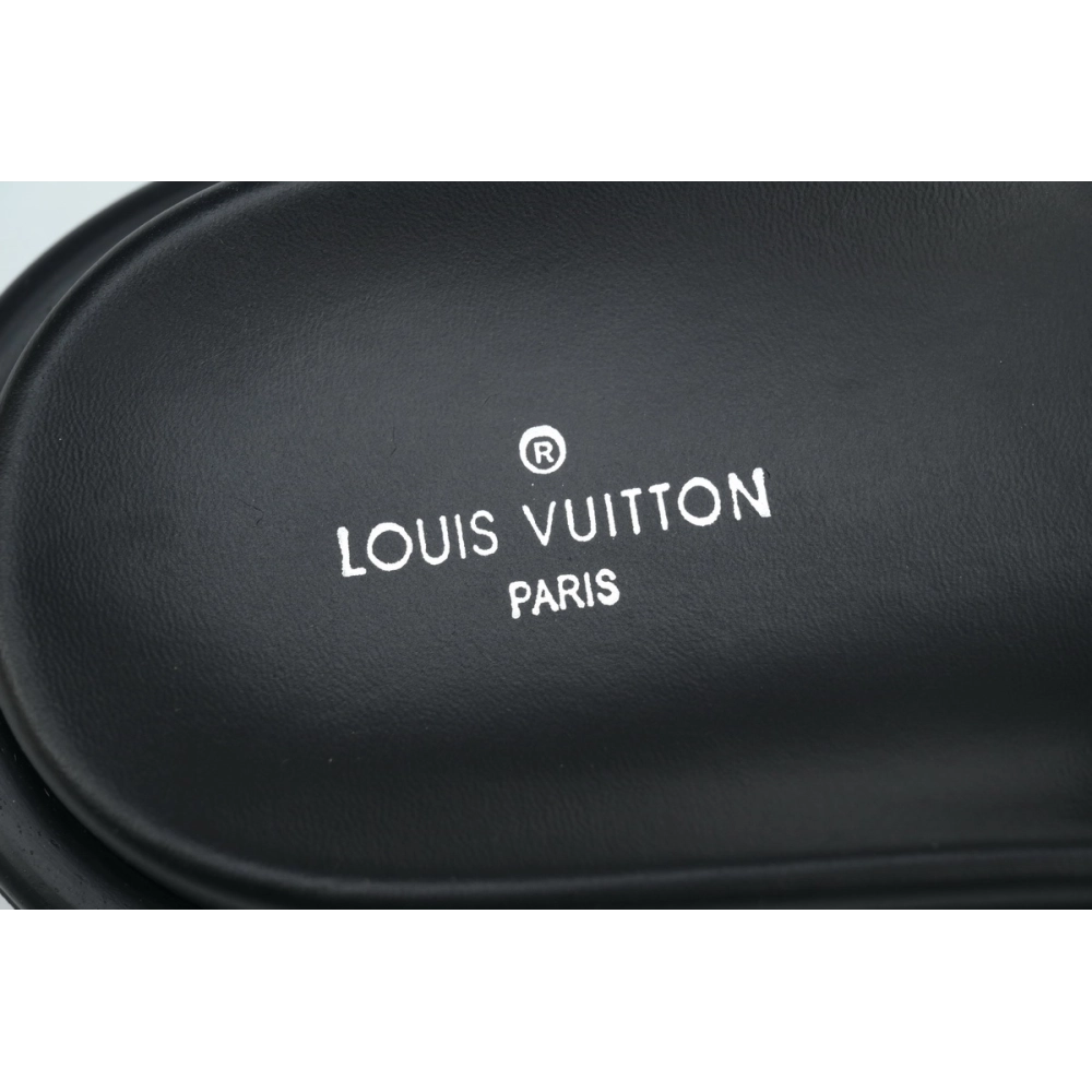 Louis Vuitton Pool Pillow Flat Comfort Mules 1AABKH