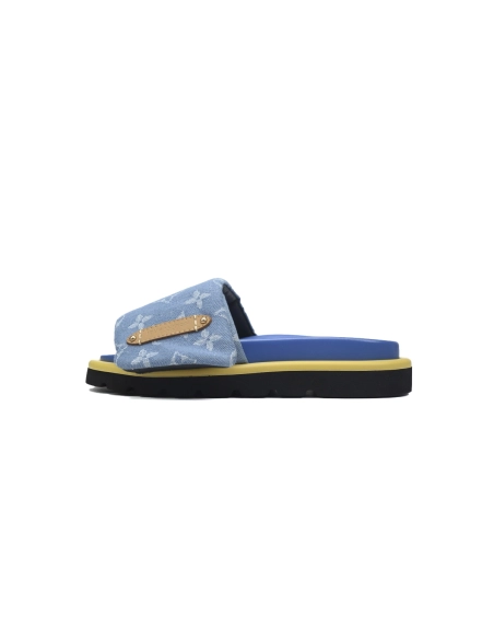 Louis Vuitton Pool Pillow Flat Comfort Mules 1ACJVL